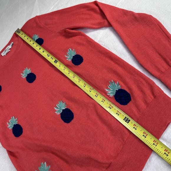 Vineyard Vines Womens Medium Sweater Merino Wool Pineapples Crew Novelty Preppy - Picture 6 of 13